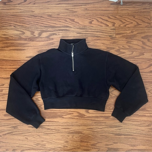 TNA Sweaters - Aritzia TNA Fleece Crop Quarter Zip